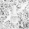 Glossy Top Coat Vernish μεtop coat με ιδιαίτερο γυαλιστερό φινίρισμα και μικροσκοπικές μαύρες κουκκίδες που προσθέτουν μοναδική υφή και στυλ. Ιδανικό για egg effect